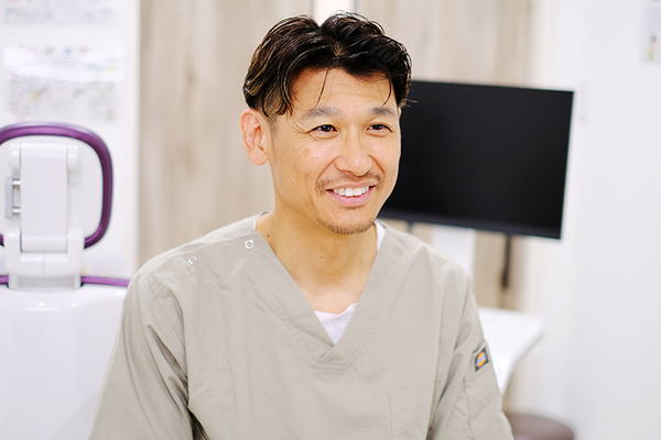 市川貴也院長 きらり歯科2