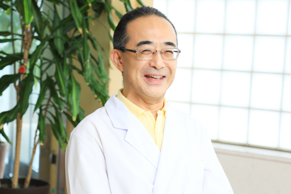 野本茂院長 のもと内科・小児科2
