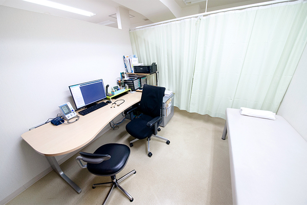 間宮康貴院長 まみや内科胃腸クリニック2