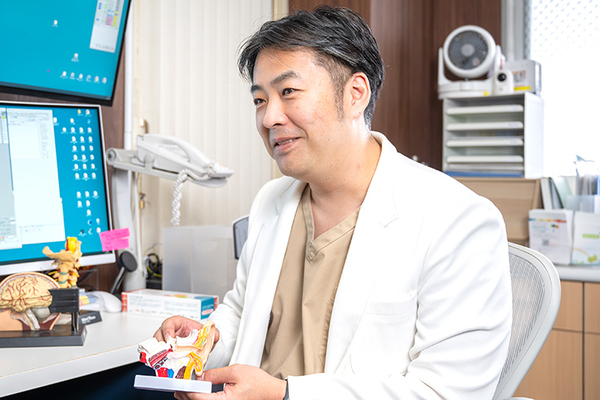 岡田和洋院長、岡田洋介副院長 岡田脳神経外科医院2