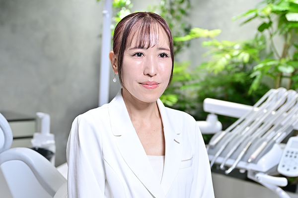李由紀院長 歯科 369CLINIC2