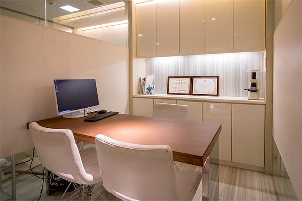 柄慎太郎院長 柄歯科医院3