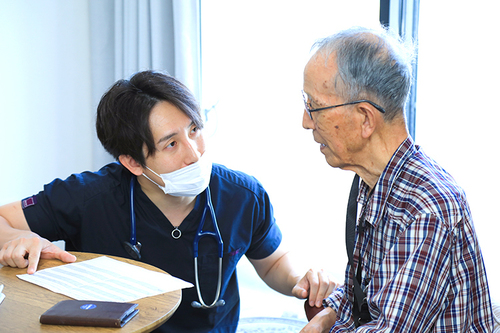 山内 悠司 院長の独自取材記事(ゆうファミリアクリニック)｜ドクターズ