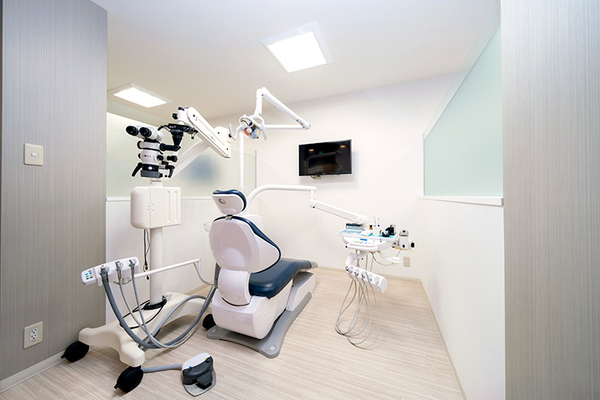鴇田拓也院長 南林間ひまわり歯科3