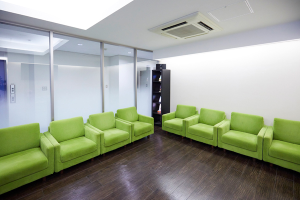 天方義郎院長 AMA Clinic 淡路町院3
