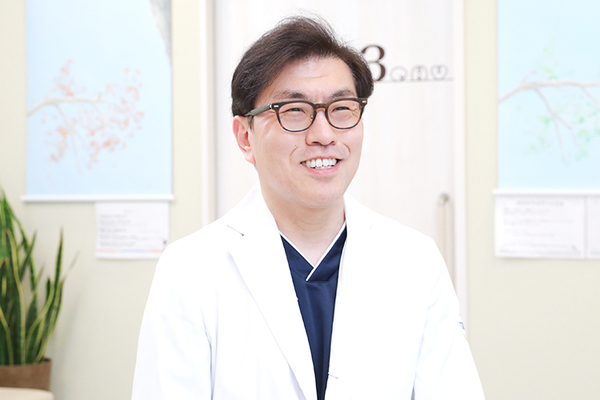 臼井靖博院長、宇野洋美先生 西新宿内科つながりクリニック3