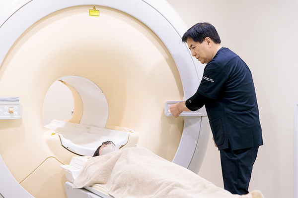 古市晋院長 横浜青葉脳神経外科クリニック3