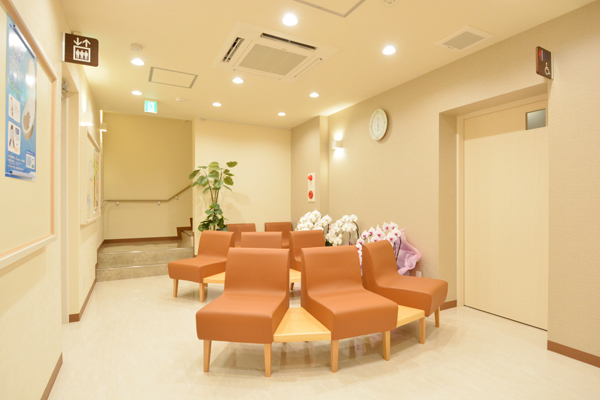 白畑敦院長 しらはた胃腸肛門クリニック横浜3