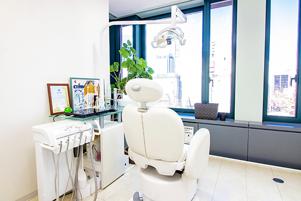 松井勇樹院長 葵診療所歯科3