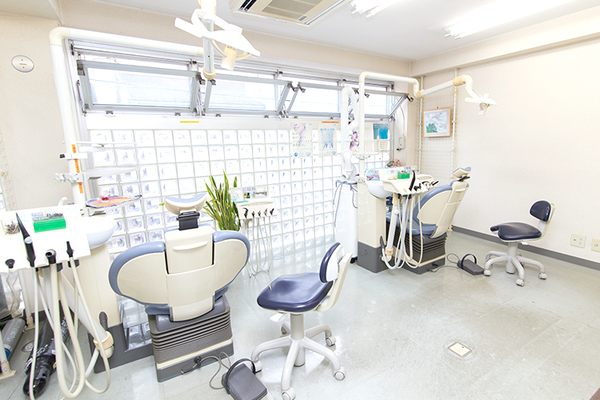 湊秀次院長 みなと歯科医院3