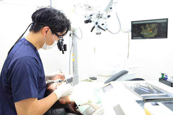 亀井英志理事長、天神原亮副院長 長栄歯科クリニック3