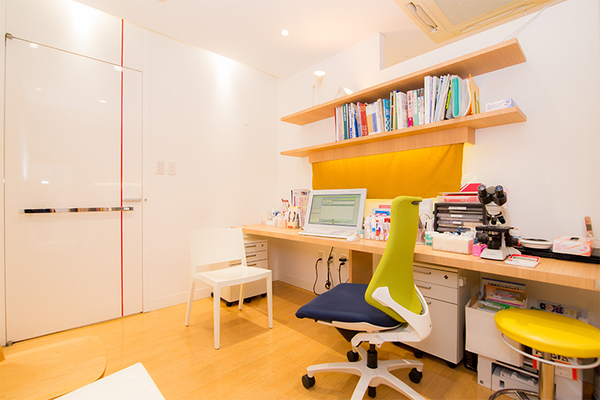 藤井友理副院長 中目黒あかりクリニック3