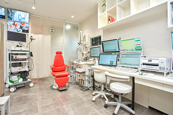佐伯優子院長 さえき耳鼻咽喉科 分院3