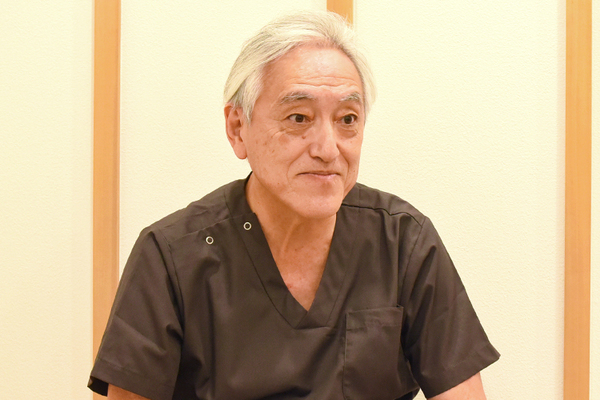 倉阪雅巳先生、倉阪祐衣先生 生駒Mkyデンタルクリニック3