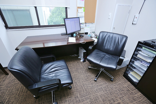 悳武人院長 イサオクリニック3