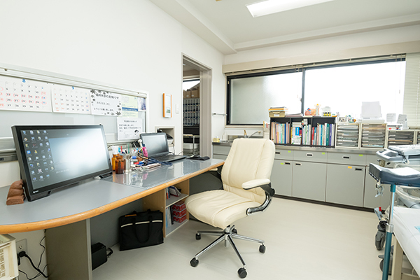 宮地啓子副院長、宮地敬弘先生 宮地医院3