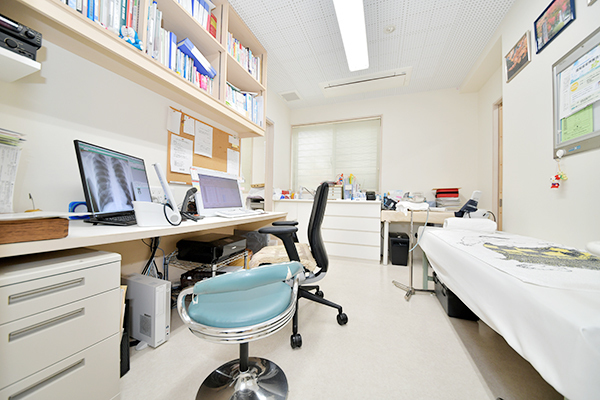 朝田真司院長 朝田医院 内科・循環器科3