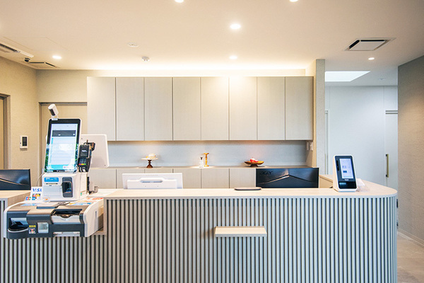 岡崎秀規院長 おかざき皮膚科クリニック3