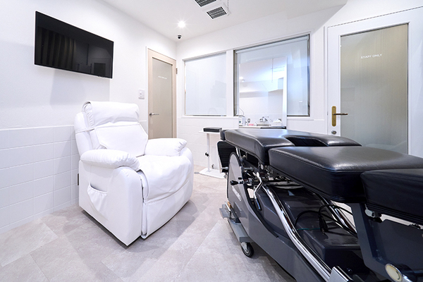 山田航院長 飯田橋IB歯科3