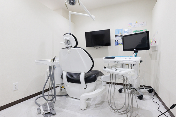 白河俊栄院長 川越ホワイト歯科クリニック3