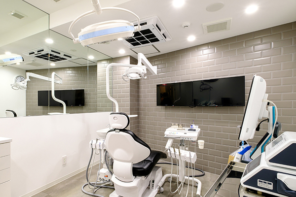 冨田尚充先生、森田剛大院長 永福町駅前歯科・矯正歯科・小児歯科3