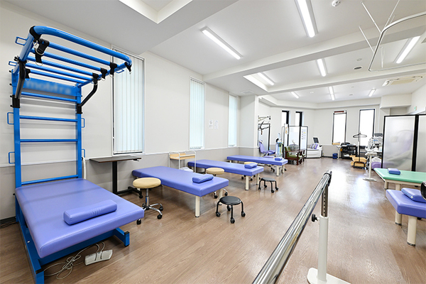 金高正和院長 十条かねたか整形外科3