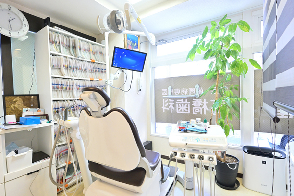 高橋潤一院長 汐留高橋歯科医院3