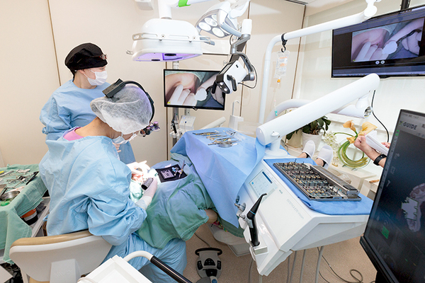 山田陽子院長 デンタルサロン麹町3