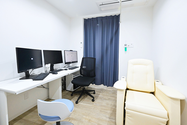 林卓郎先生 まんかいメディカルクリニック3