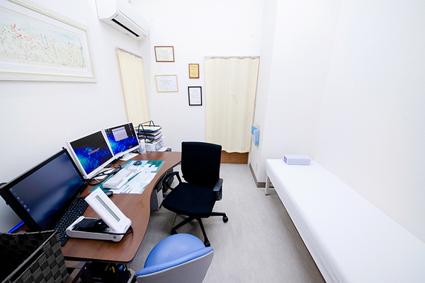 小西一男院長 こにしクリニック3