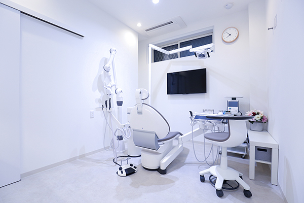 多胡親孝院長 TAGOデンタルクリニック3