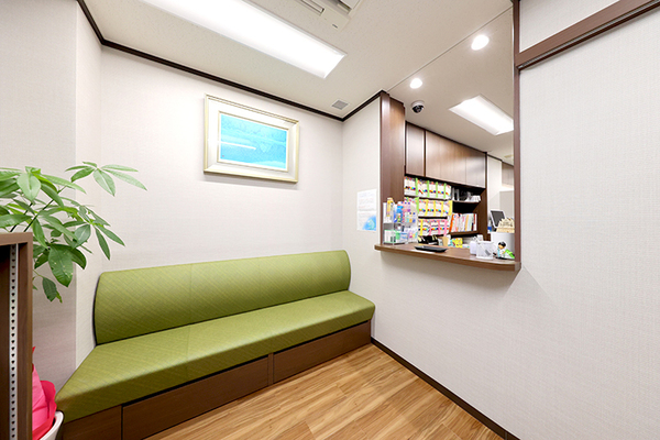 吉原秀明院長 ウッディ吉原歯科3