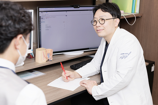 井藤尚武院長 八王子クリニック新宿3