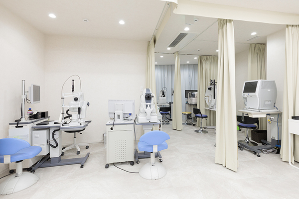 岩見久司院長 いわみ眼科3