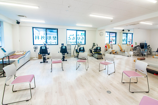 森本佳秀院長 もりもと整形外科3