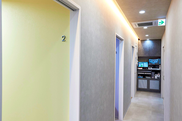 影山理枝子院長 RIデンタルクリニック中野3