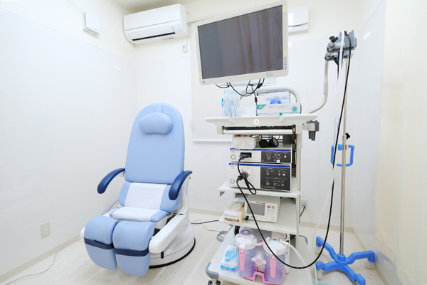 新井悠一院長 悠クリニック3