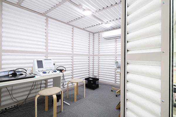 小川晋太郎院長 田迎耳鼻咽喉科3