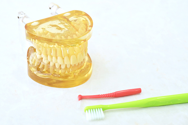 山崎観千人院長 ひろすえ歯科クリニック3