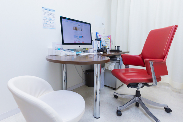 赤井惠子院長 赤井クリニック スキンケア3