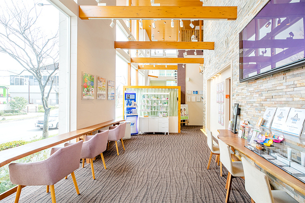 福原隆久院長 あゆみ歯科クリニック松井山手3