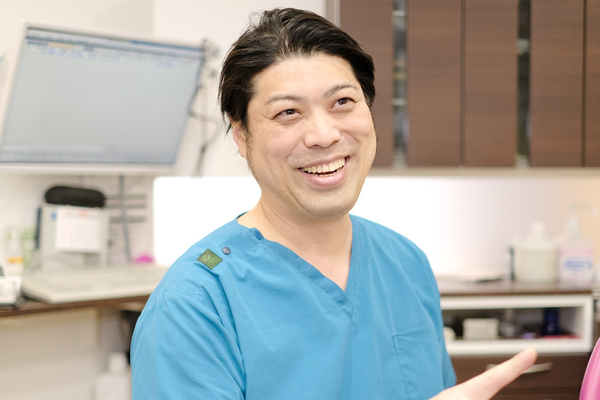 吉岡重保院長、吉岡靖峰副院長 歯科吉岡医院3