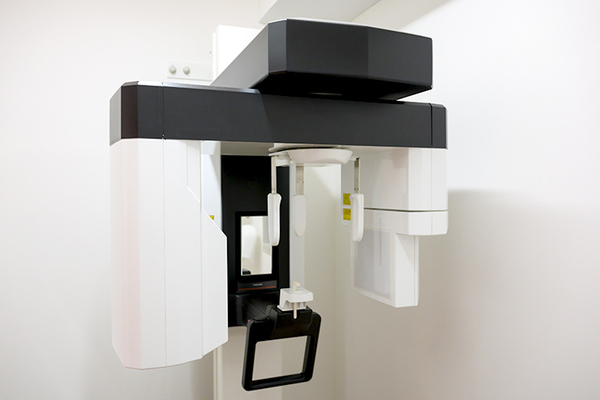 永山幸先生 ザ・ホワイトデンタルクリニック 船橋院3