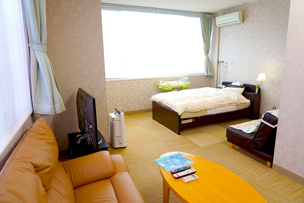 中山郁男院長、中山徹男副院長 中山産婦人科医院3