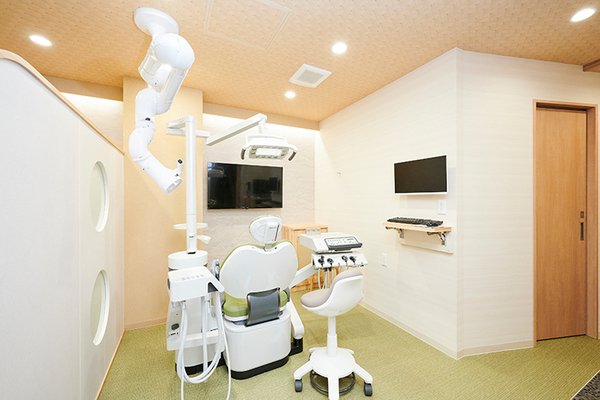 小杉真智子院長 マチコ歯科3