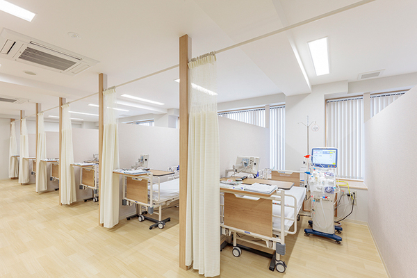 中山陽介院長 いやさか腎クリニック3