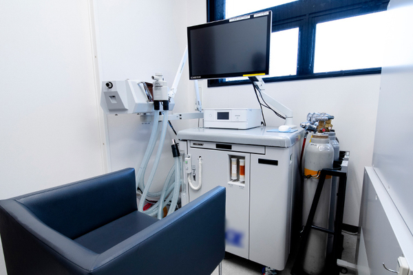 赤川玄樹院長、永野喜信先生、田村祐規先生 横浜みなと呼吸器内科・内科クリニック3