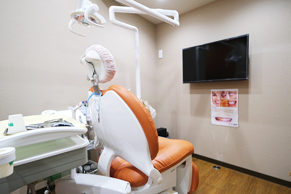 椎谷文恵院長 シイヤ歯科3