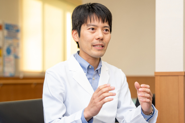 高石真那斗院長 日向たかいしクリニック3