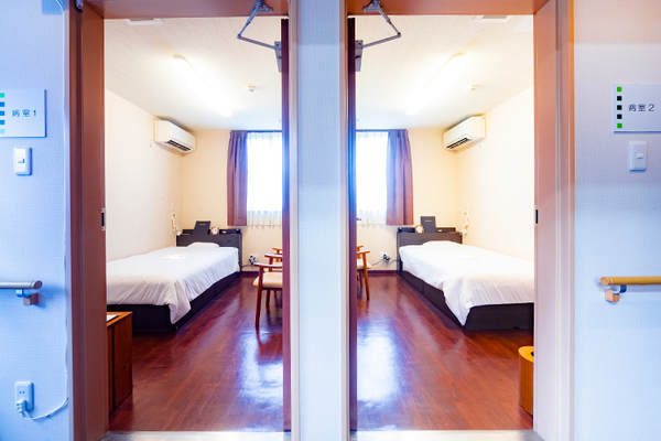 樋上茂院長、樋上弓子副院長 ひがみ耳鼻いんこう科・いびき睡眠クリニック3